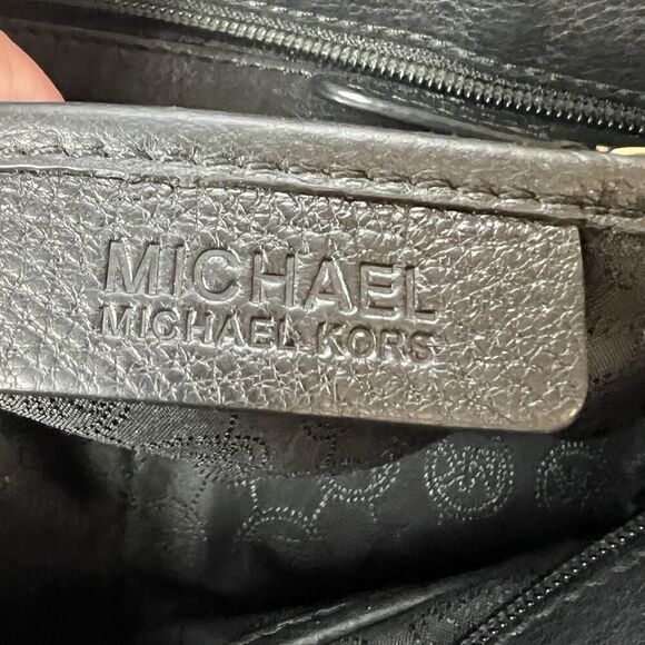 MICHAEL KORS Shoulder Bag Black Pebbled Leather NB-1504 Medium Tote Gold Tone - Picture 10 of 12